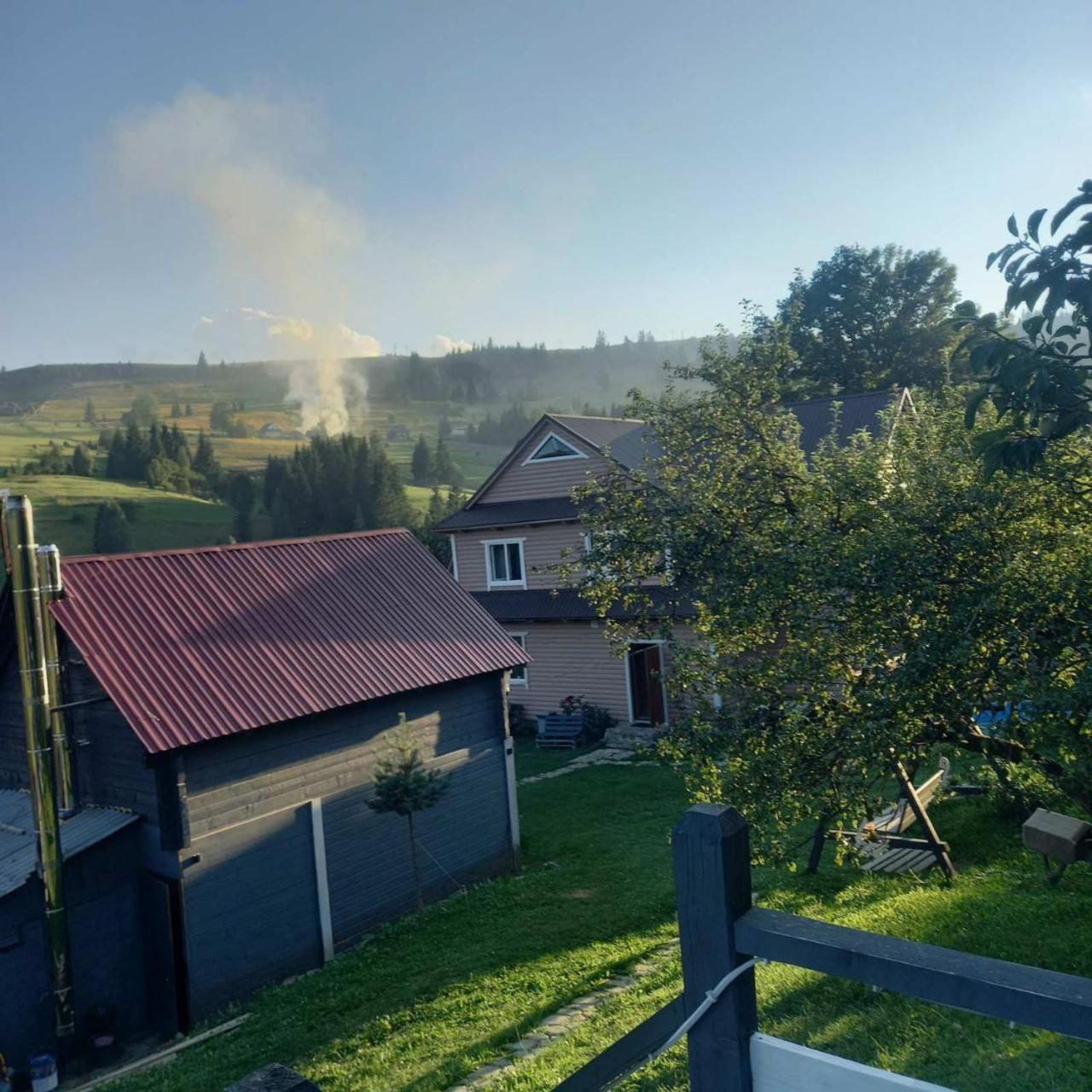 Kazka Aparthotel Yablunytsya Exterior photo